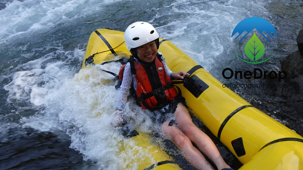 家族貸切で川遊びアドベンチャーツアー
