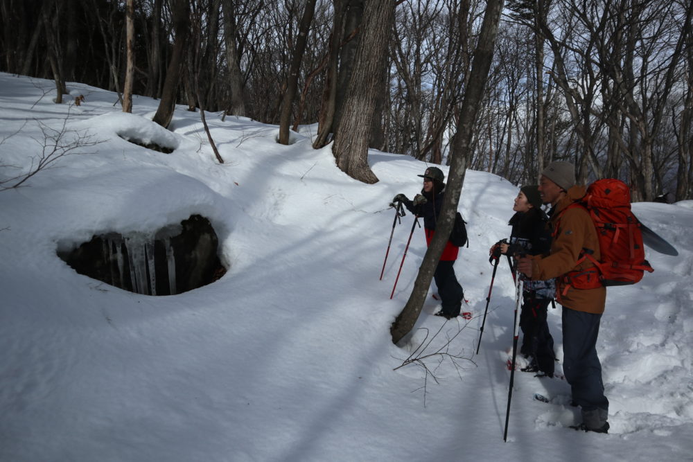 奇景「氷筍-ひょうじゅん」を見にスノートレッキング