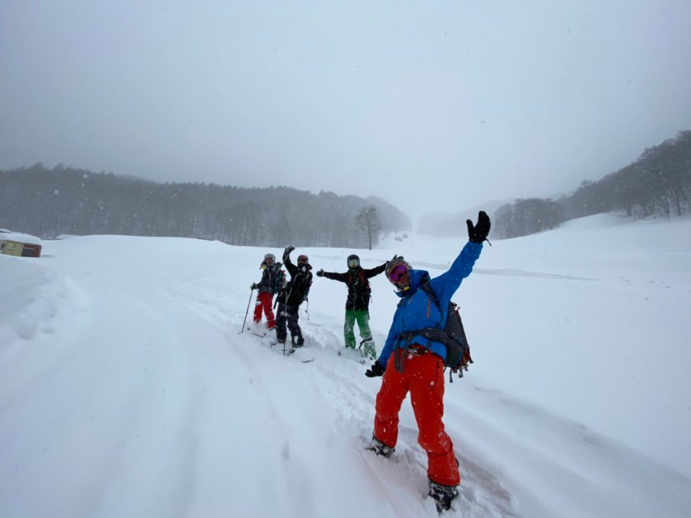 片品村・上州武尊山の麓でスノートレッキング１日ツアー 