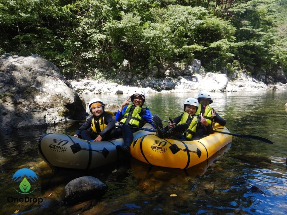 家族貸切で川遊びアドベンチャーツアー